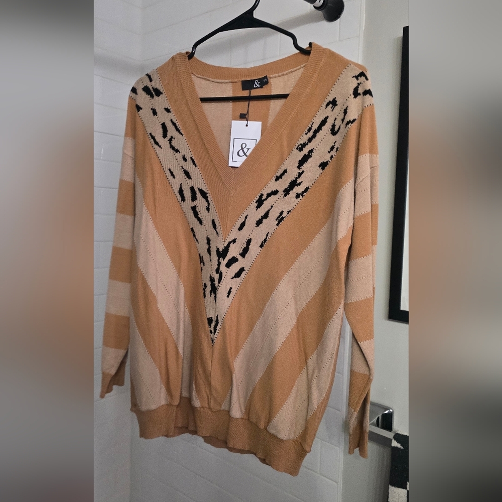 AMPERSAND AVE Tan and Black V-Neck Sweater